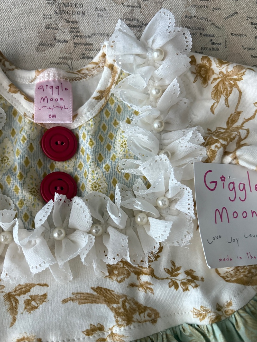 🆕Giggle Moon 6Mo Dress W/ 9Mo Pants Set Shipped via USPS - Picture 2 of 4